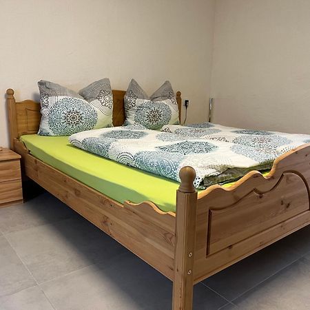 Apartments Und Zimmer Vettweiss ภายนอก รูปภาพ