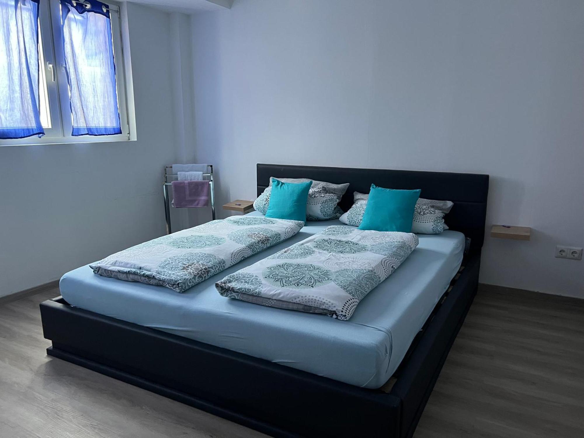 Apartments Und Zimmer Vettweiss ภายนอก รูปภาพ