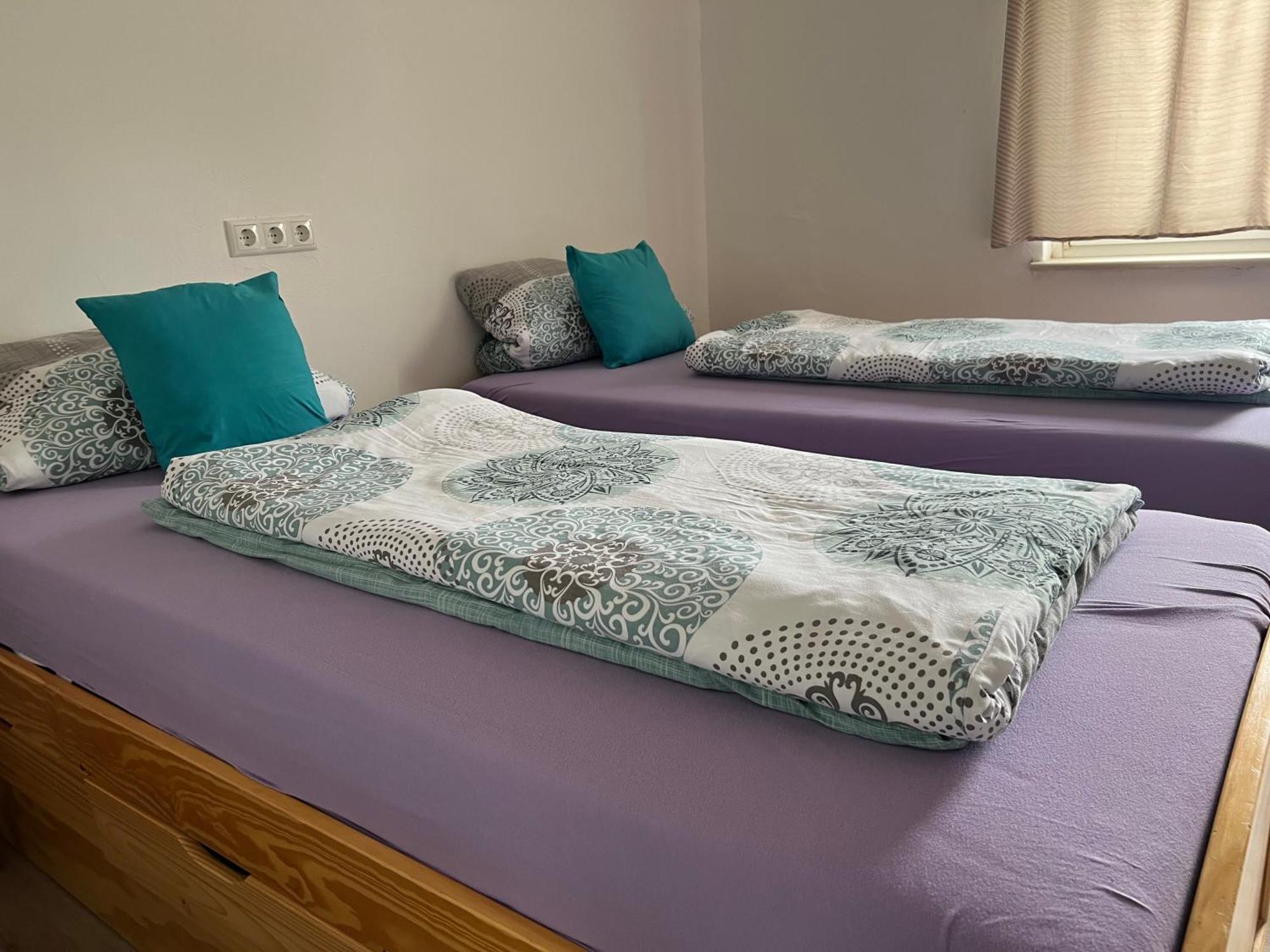 Apartments Und Zimmer Vettweiss ภายนอก รูปภาพ